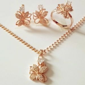 Beautiful Brand New Jewelry Set Gold Filled